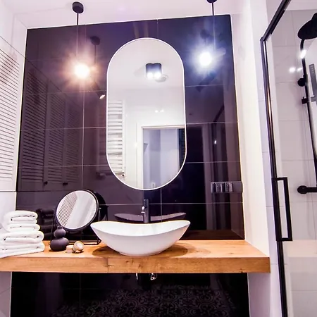 Апартаменти Pomorska Loft